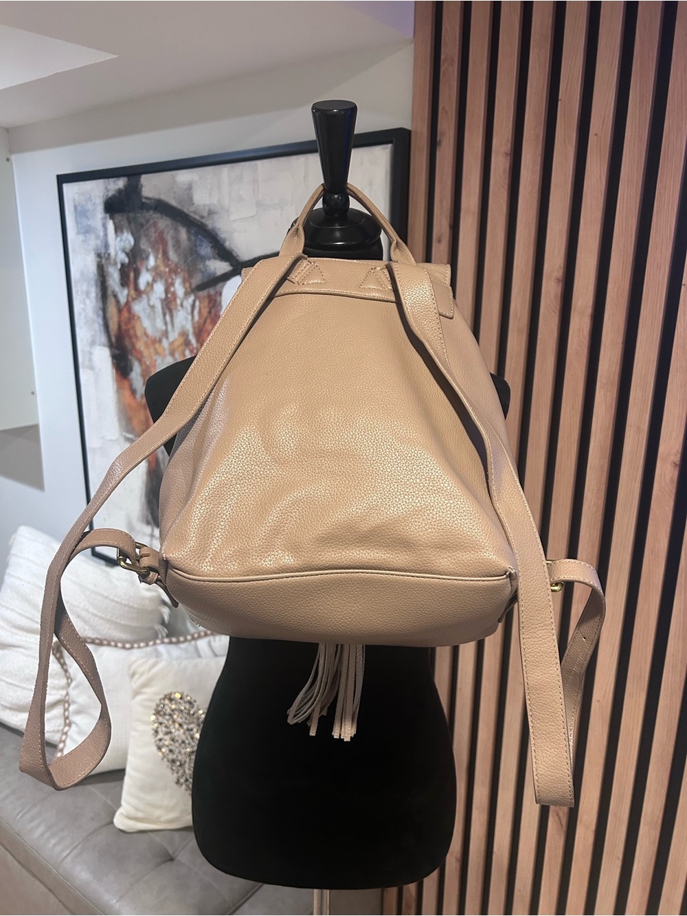 Gucci Pink Beige Leather Drawstring Backpack with Gold GG - Picture 3 of 6